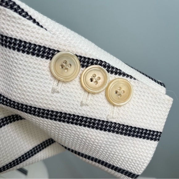 Talbots Pinstripe Nautical Coastal Blazer Size 10 Cream Navy - Picture 8 of 16